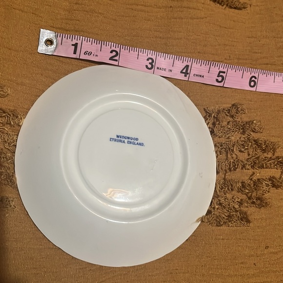 WEDGWOOD of Etruria & Barlaston Ranunculus Vintage tea cup plate - Picture 2 of 4